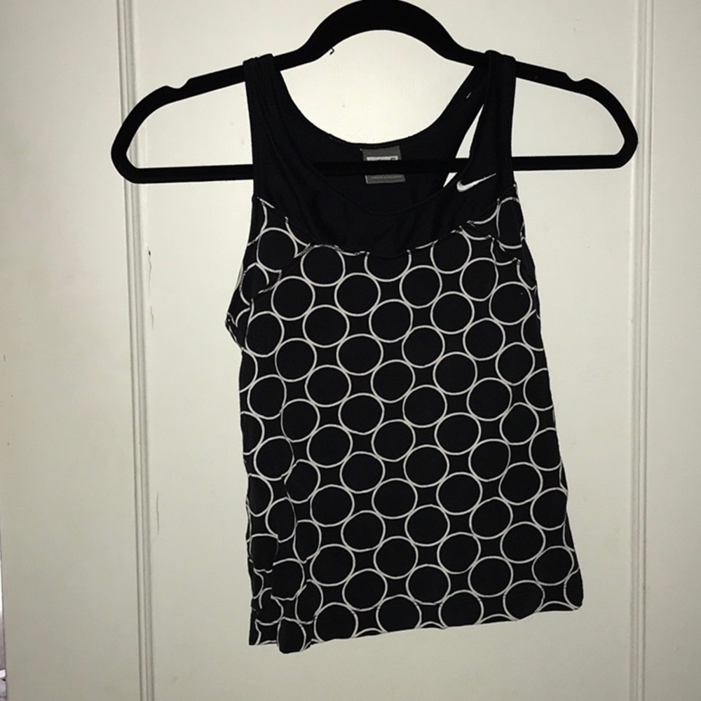 Women’s Nike workout shirt